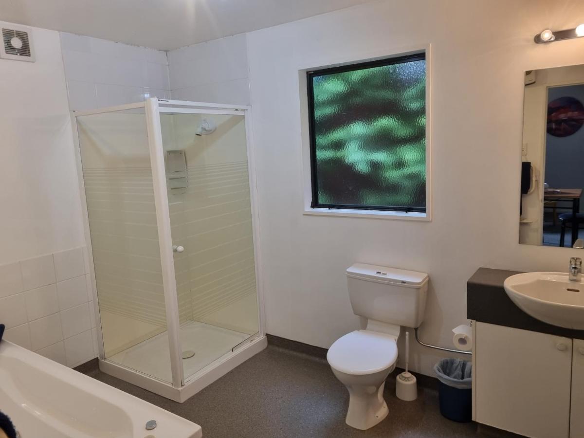 Glenalvon Lodge Motel Ханмер Спрингс Екстериор снимка