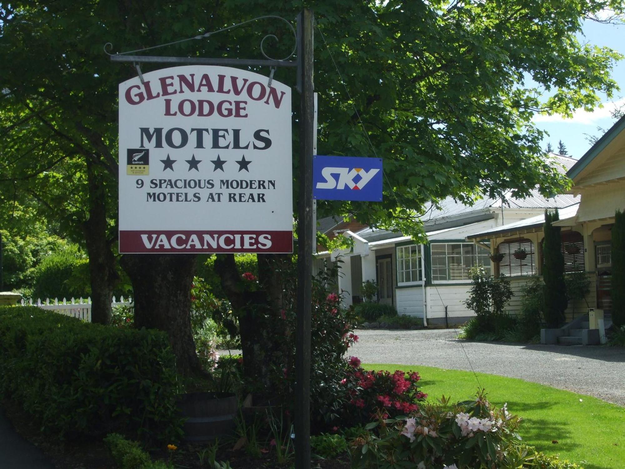 Glenalvon Lodge Motel Ханмер Спрингс Екстериор снимка